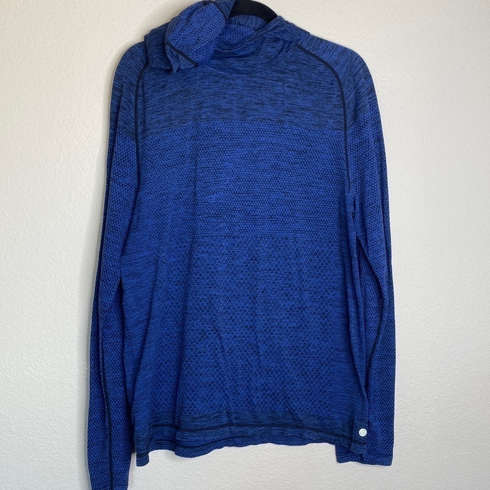 Zella hoodie top women’s large blue lightweight long sleeve heathered blue